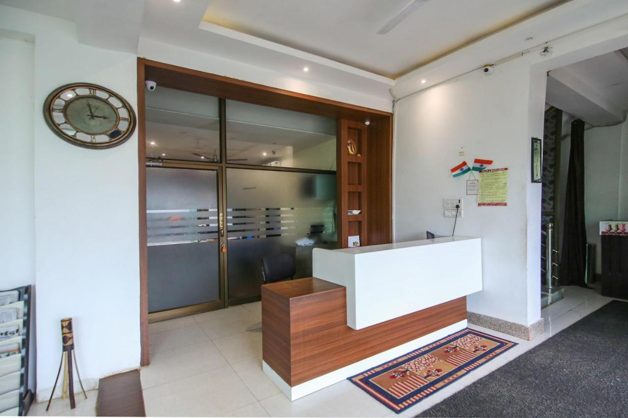 Oyo 3603 White Pearl Hotel Jabalpur Extérieur photo