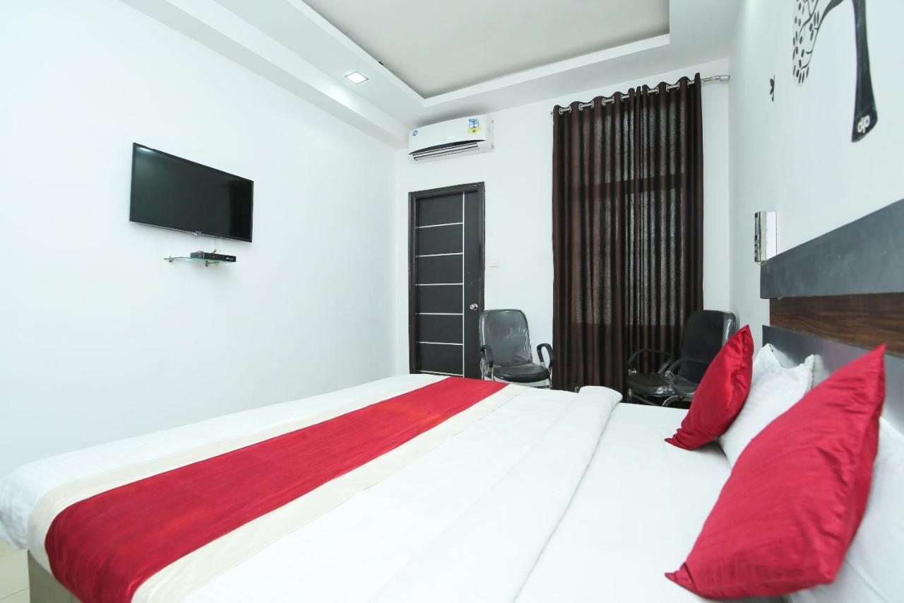 Oyo 3603 White Pearl Hotel Jabalpur Extérieur photo