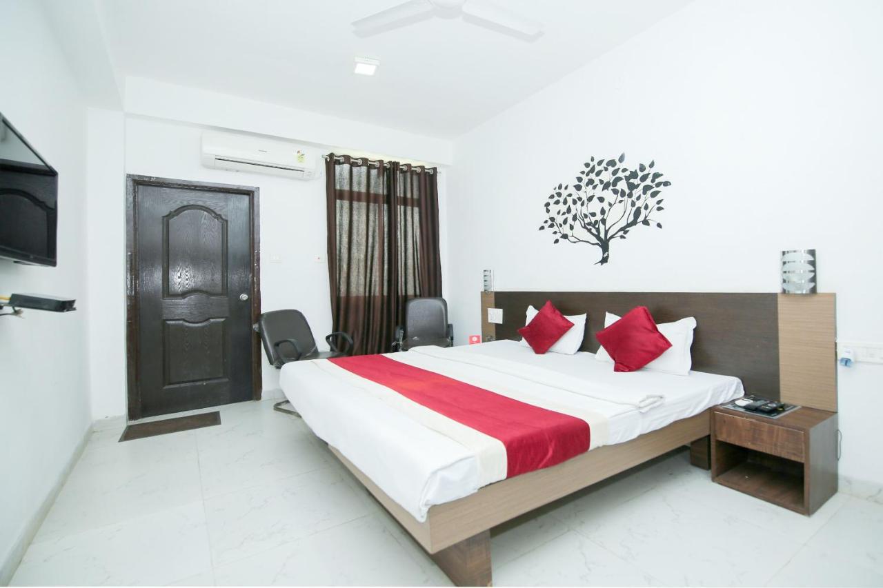Oyo 3603 White Pearl Hotel Jabalpur Extérieur photo
